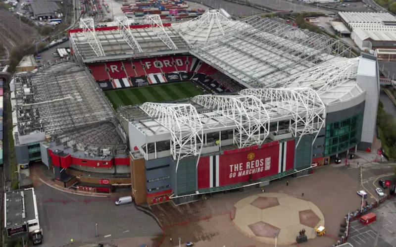 Campo de futebol do estádio Old Trafford